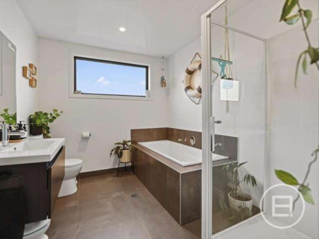 House for sale in Otakou