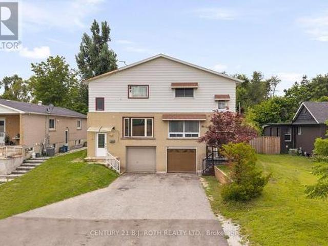 House for sale in Barrie, Ontario