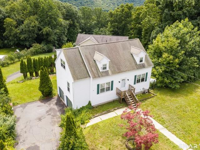House for sale in Naugatuck, Connecticut