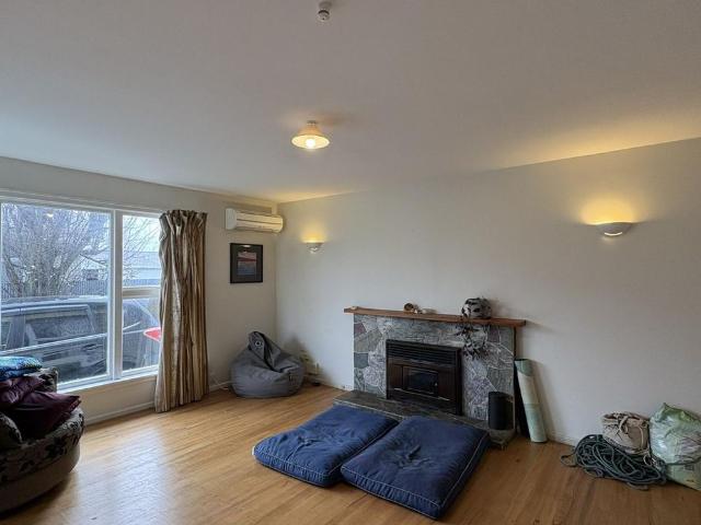 House for rent in Chaslands, Canterbury