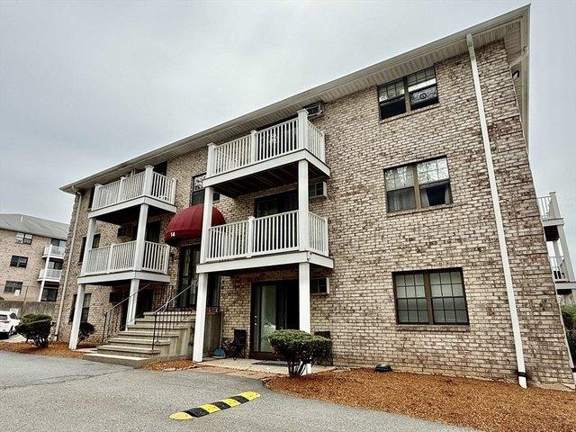 Condo for sale in Billerica, Massachusetts