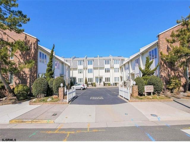 Condo for sale in Ocean City, New Jersey