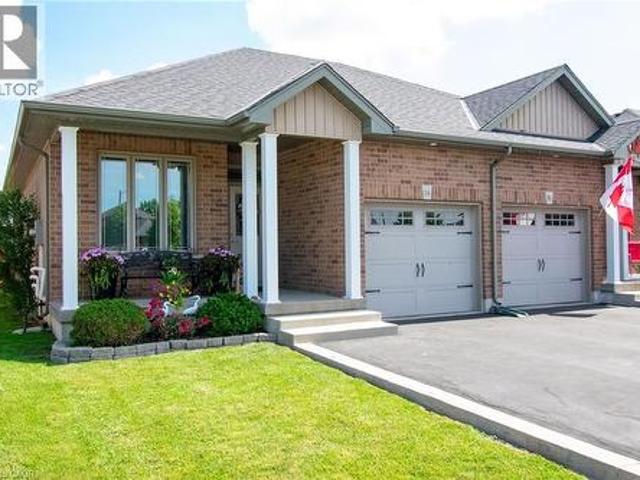 House for sale in Jarvis, Ontario