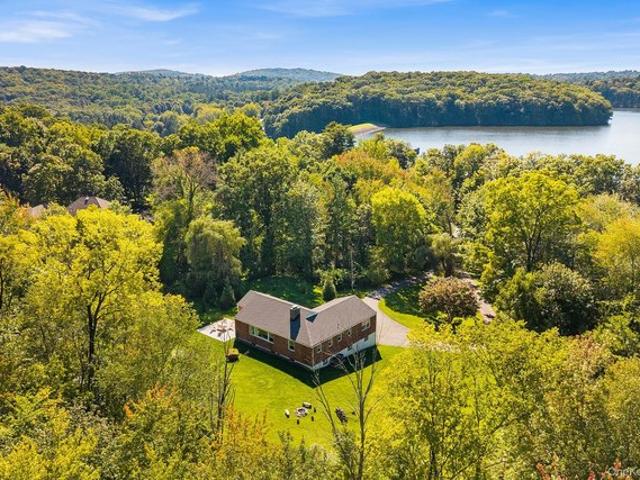 House for sale in Bedford, New York