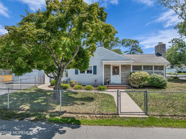 House for sale in Beachwood, New Jersey