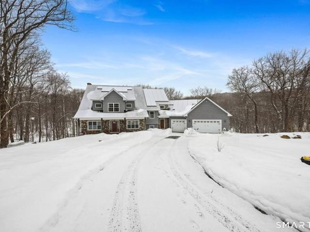 House for sale in New Fairfield, Connecticut