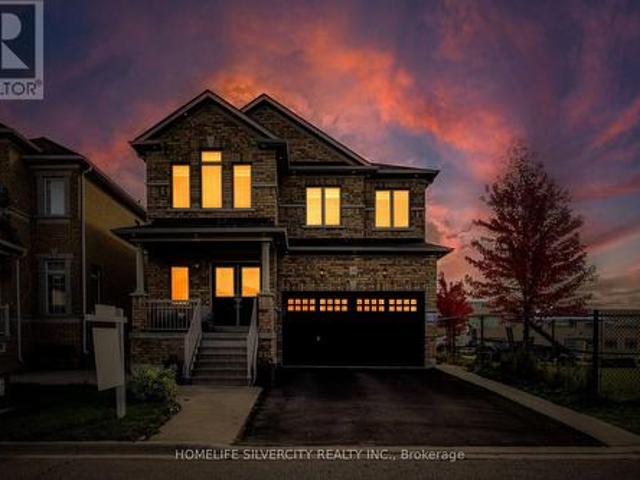 House for sale in Brampton, Golden Horseshoe