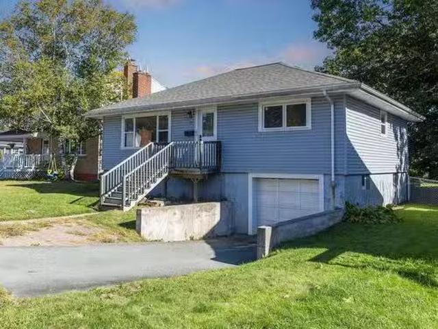 House for sale in Dartmouth, Nova Scotia