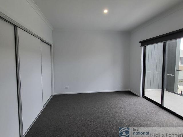 Townhouse for rent in Camerons Creek, Victoria