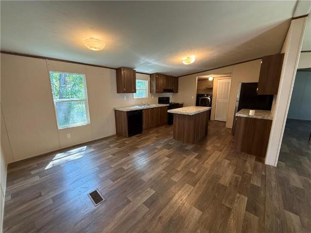 House for sale in Linn Valley, Linn County