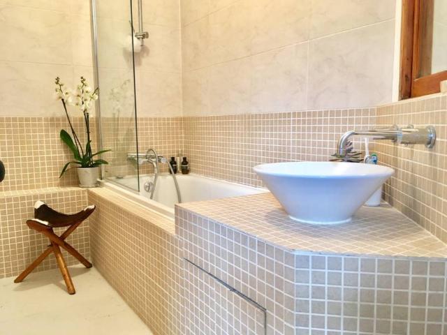 Apartment for rent in Earl's Court, Greater London