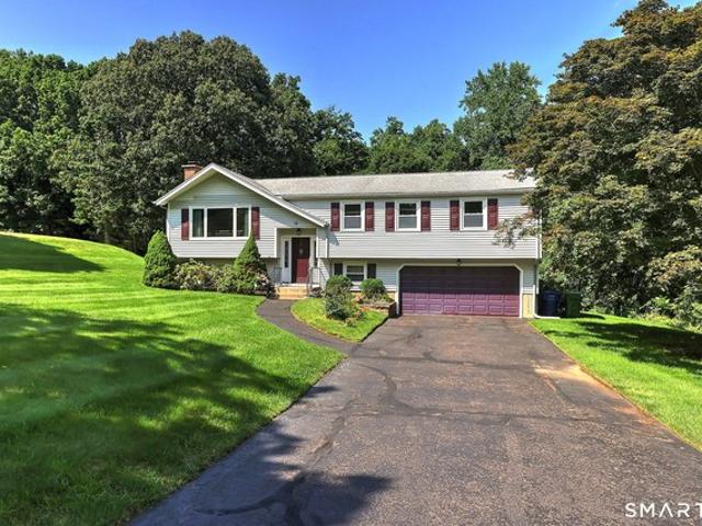 House for sale in Wallingford, Connecticut