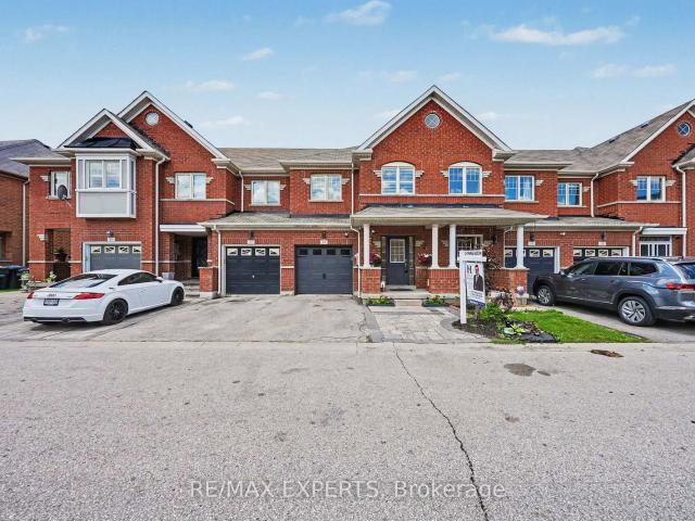 Townhouse for sale in Woburn, Ontario