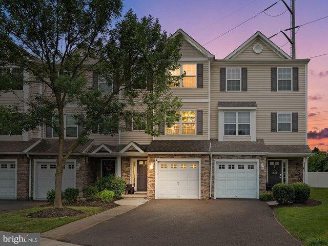 Townhouse for sale in Mount Ephraim, New Jersey