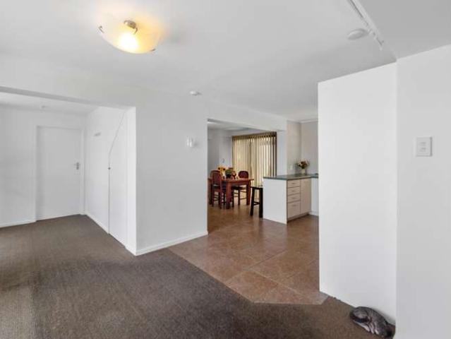 House for sale in Waimauku
