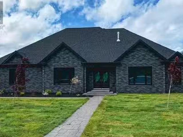 House for sale in Carmanville, Newfoundland And Labrador