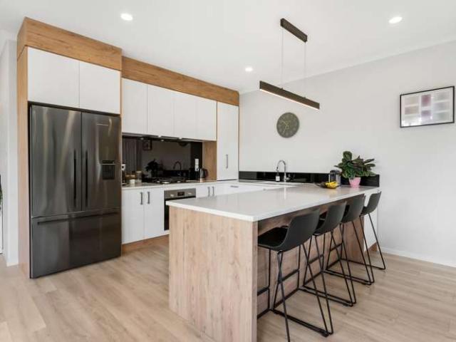 House for sale in Paremoremo