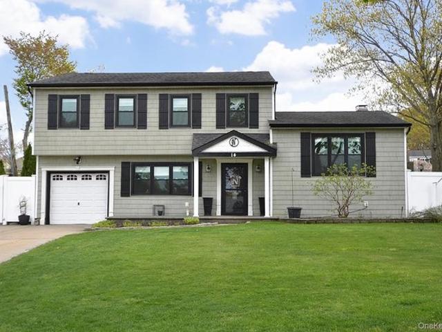 House for sale in Centereach, New York