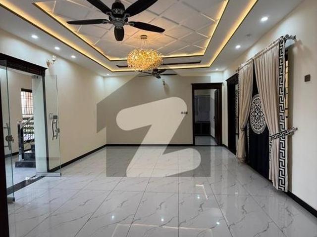 House for sale in Gujrat, Islamabad Capital Territory