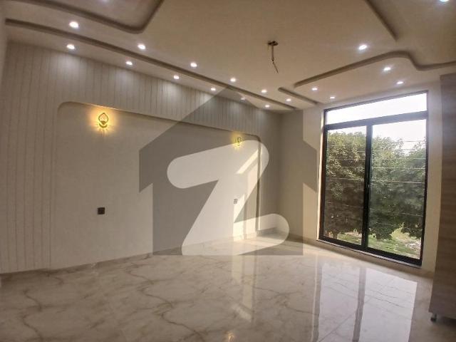 House for sale in Faisalabad, Islamabad Capital Territory