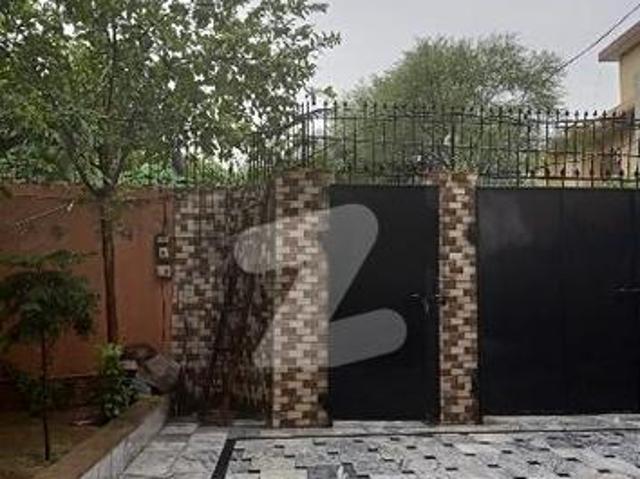 House for sale in Gujrat, Punjab