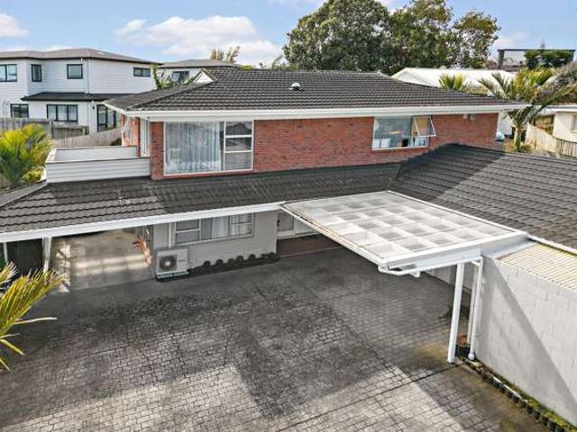 House for sale in Pakūranga, Howick