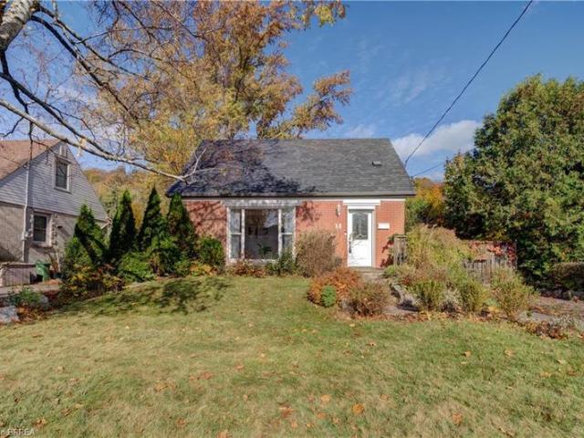 House for sale in Dundas House for sale in Dundas