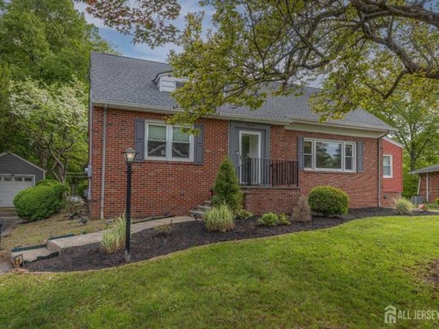 House for sale in Piscataway, New Jersey