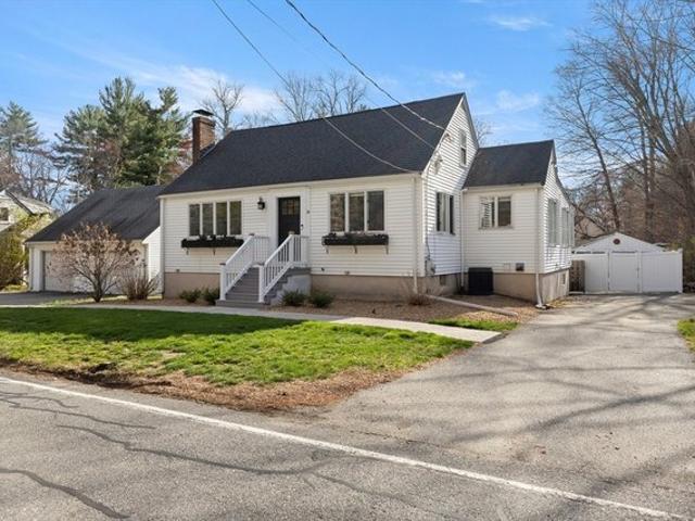 House for sale in North Reading, Massachusetts