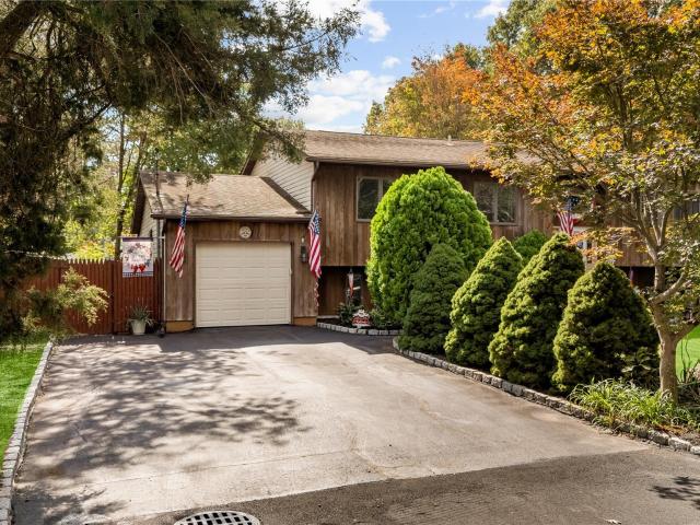 House for sale in Holtsville, Town of Brookhaven