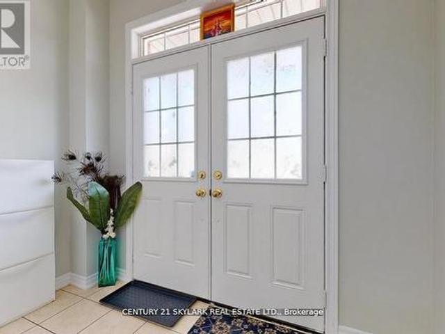 House for sale in Georgina, Ontario