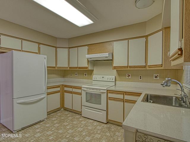House for sale in Whiting, New Jersey