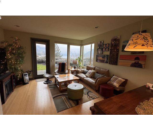 Condo for sale in Oregonia