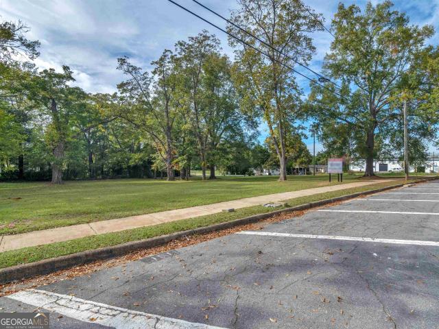 Commercial for sale in Forsyth, Georgia