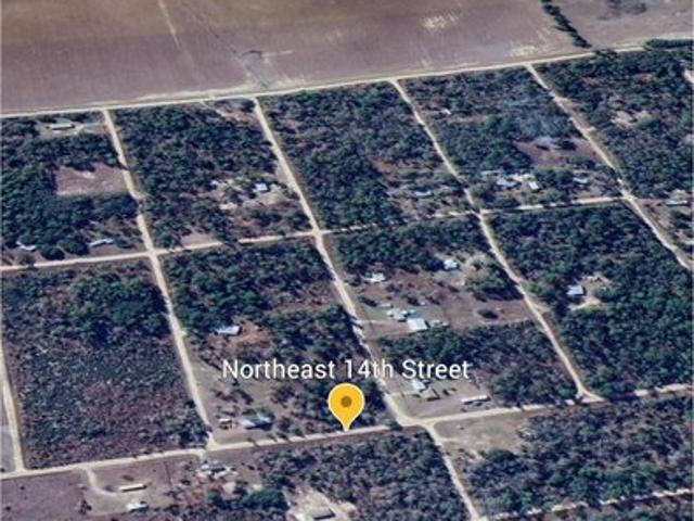 Land for sale in Morriston, Florida