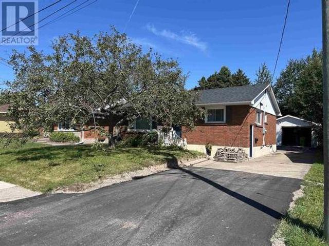House for sale in Sault Sainte Marie, Ontario
