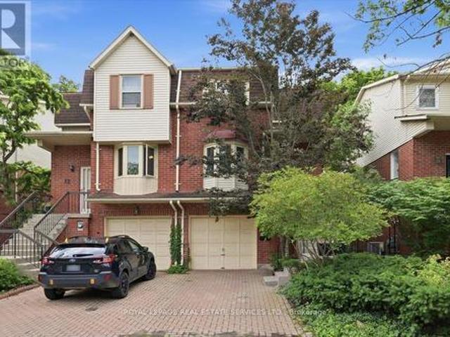 House for sale in Oakville, Ontario