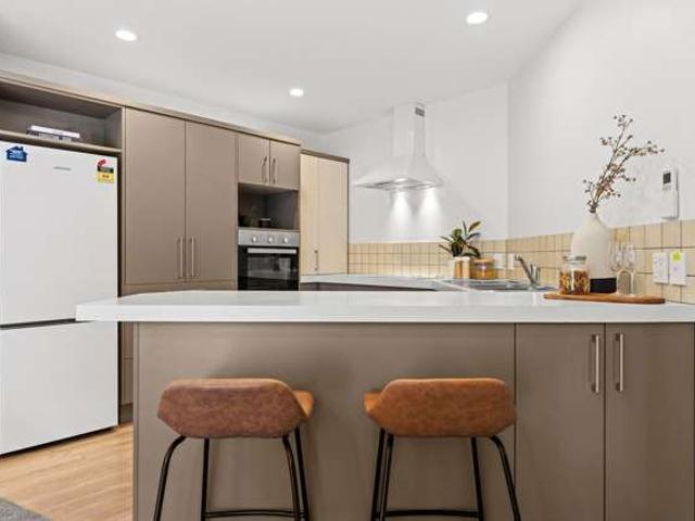 House for sale in Chaslands, Canterbury
