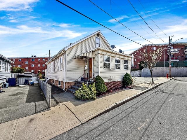 House for sale in Everett, Massachusetts