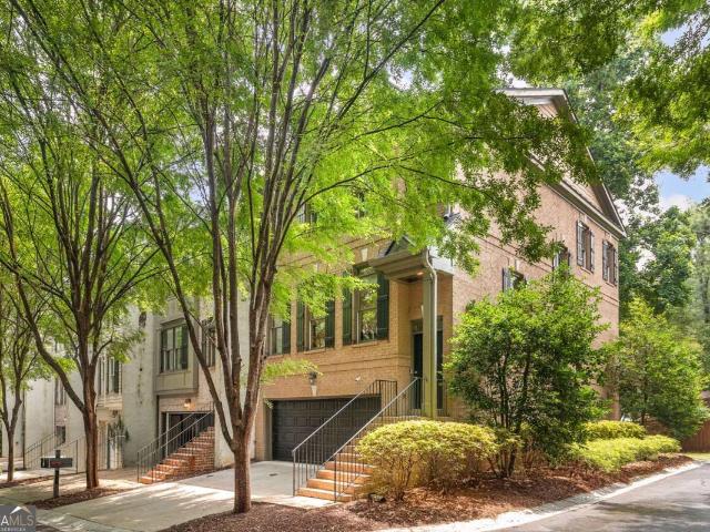 Townhouse for sale in Decatur, Georgia