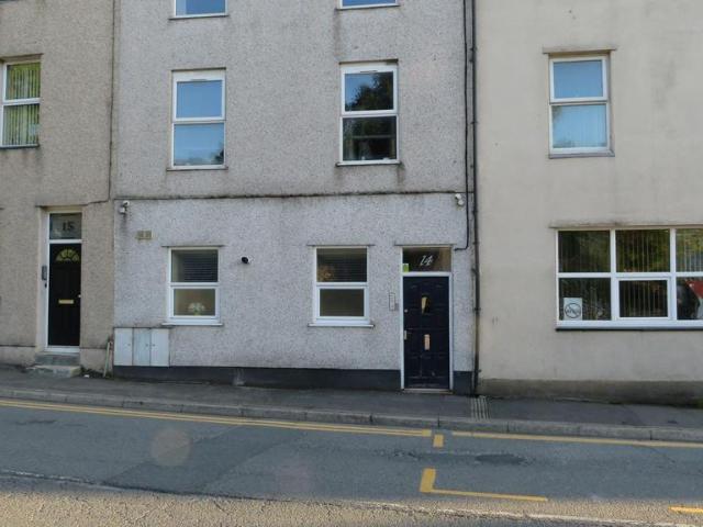 Apartment for rent in Bethesda, Wales