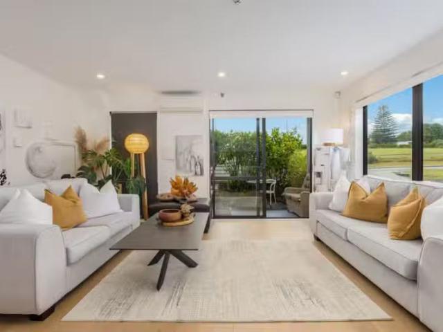 House for sale in Paremoremo, Oroua County