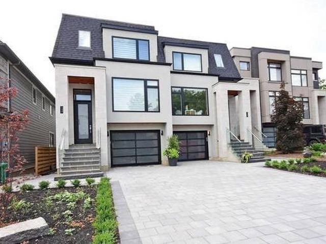 House for sale in Mississauga, Ontario