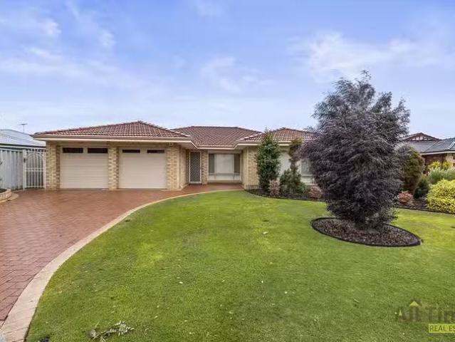 House for rent in Canning Vale, Western Australia