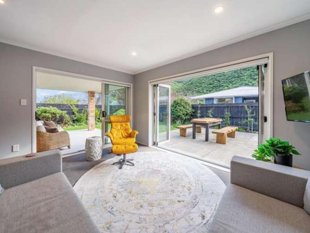 House for sale in Pauatahanui, Wellington