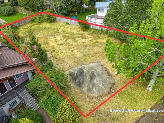 Land for sale in Glenfield, Kaipātiki