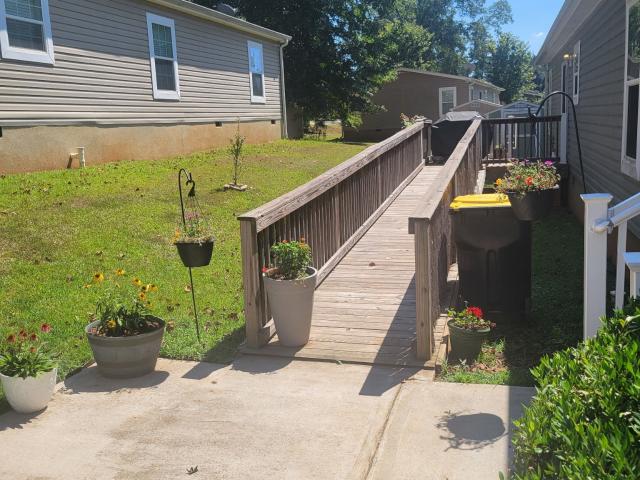 House for sale in Quail Hollow Mobile Home Park, Newnan