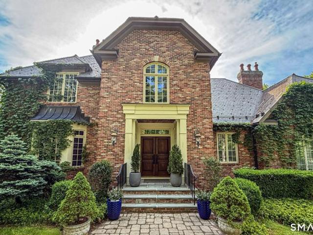 House for sale in Avon, Capitol Planning Region
