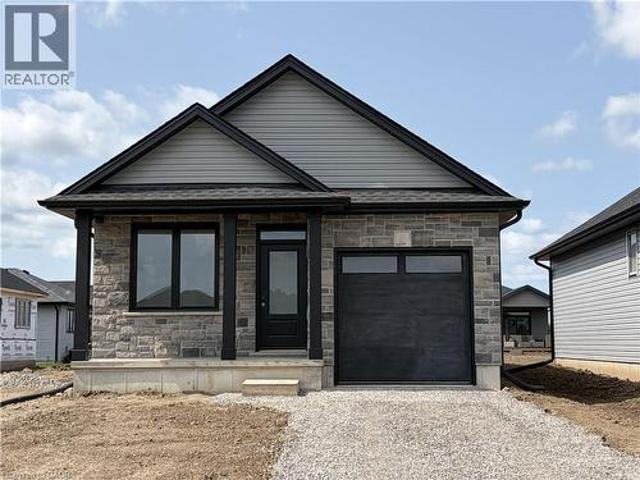House for sale in Jarvis, Ontario