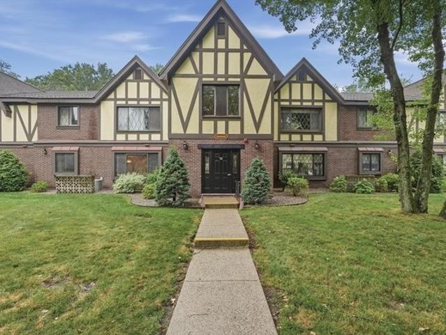 Condo for sale in Braintree, Massachusetts